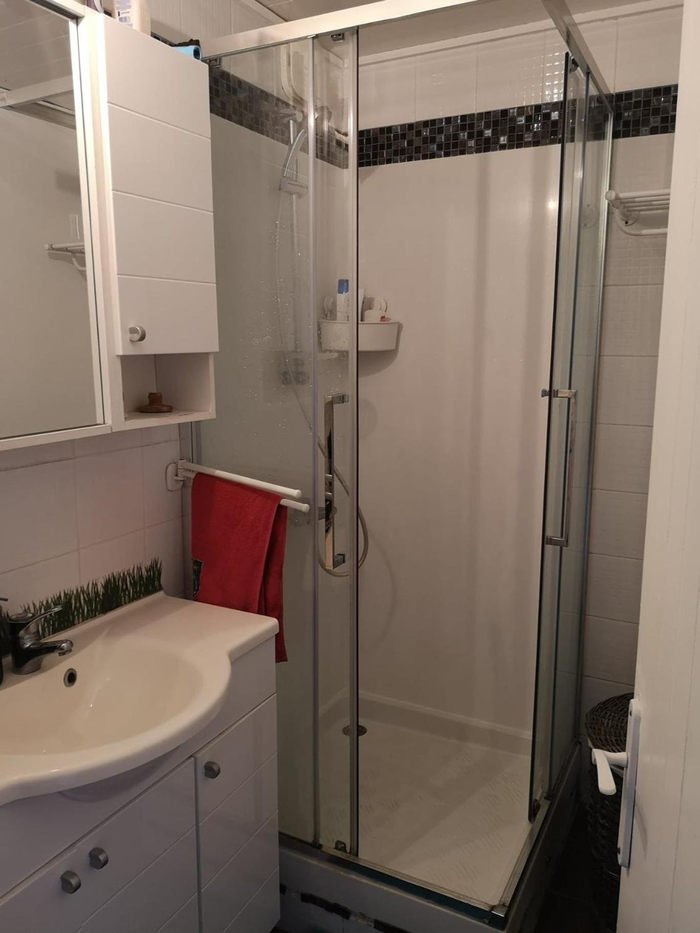 Chambre Dans Beau T3 Tres Proche Centre Ville ! Лорьян Экстерьер фото